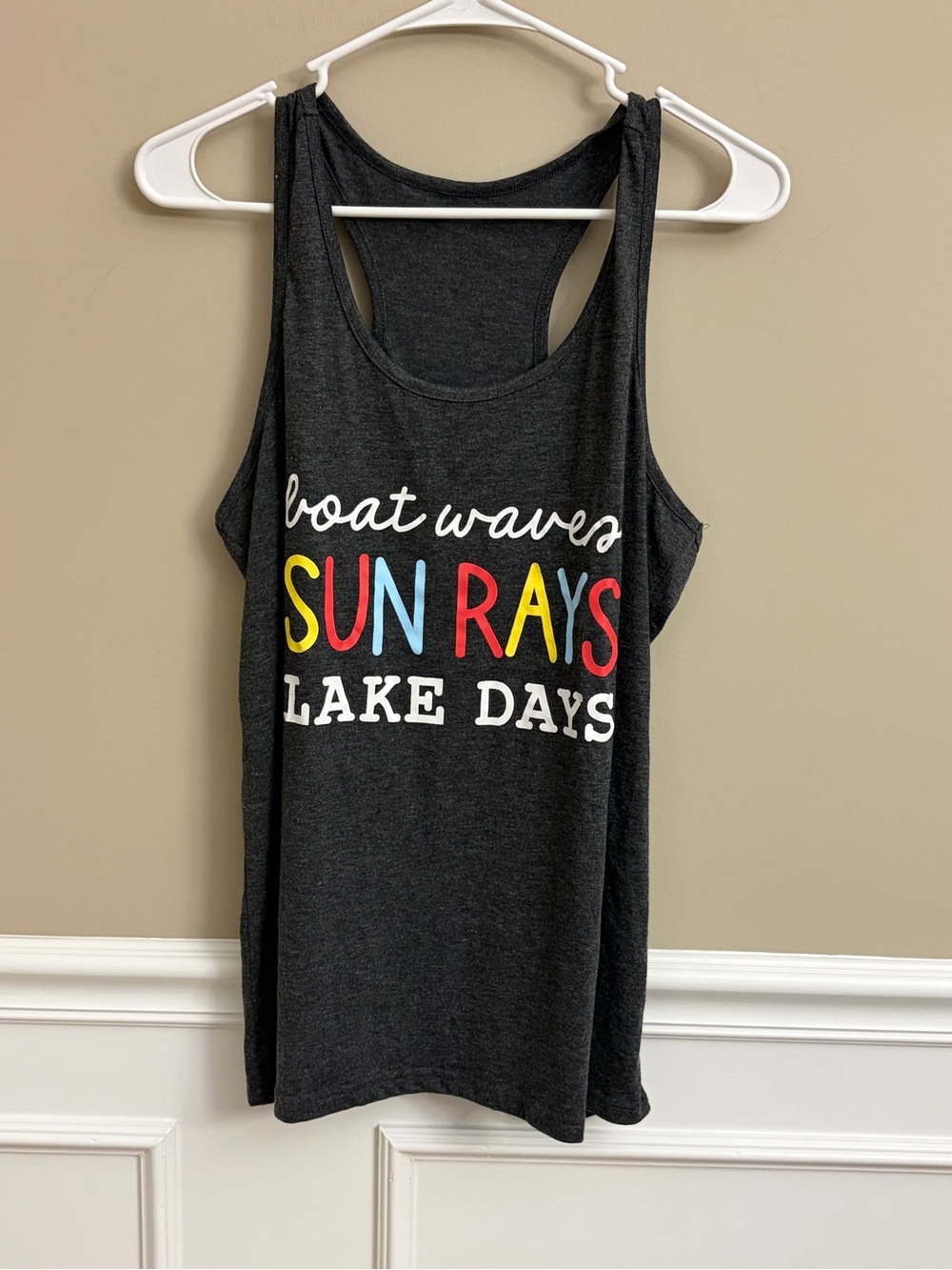 Women’s Charcoal Graphic Tank Top - Sun Rays Lake Days, Large, Summer Boating